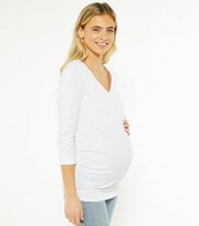 New Look Maternity White 3/4 Sleeve Top